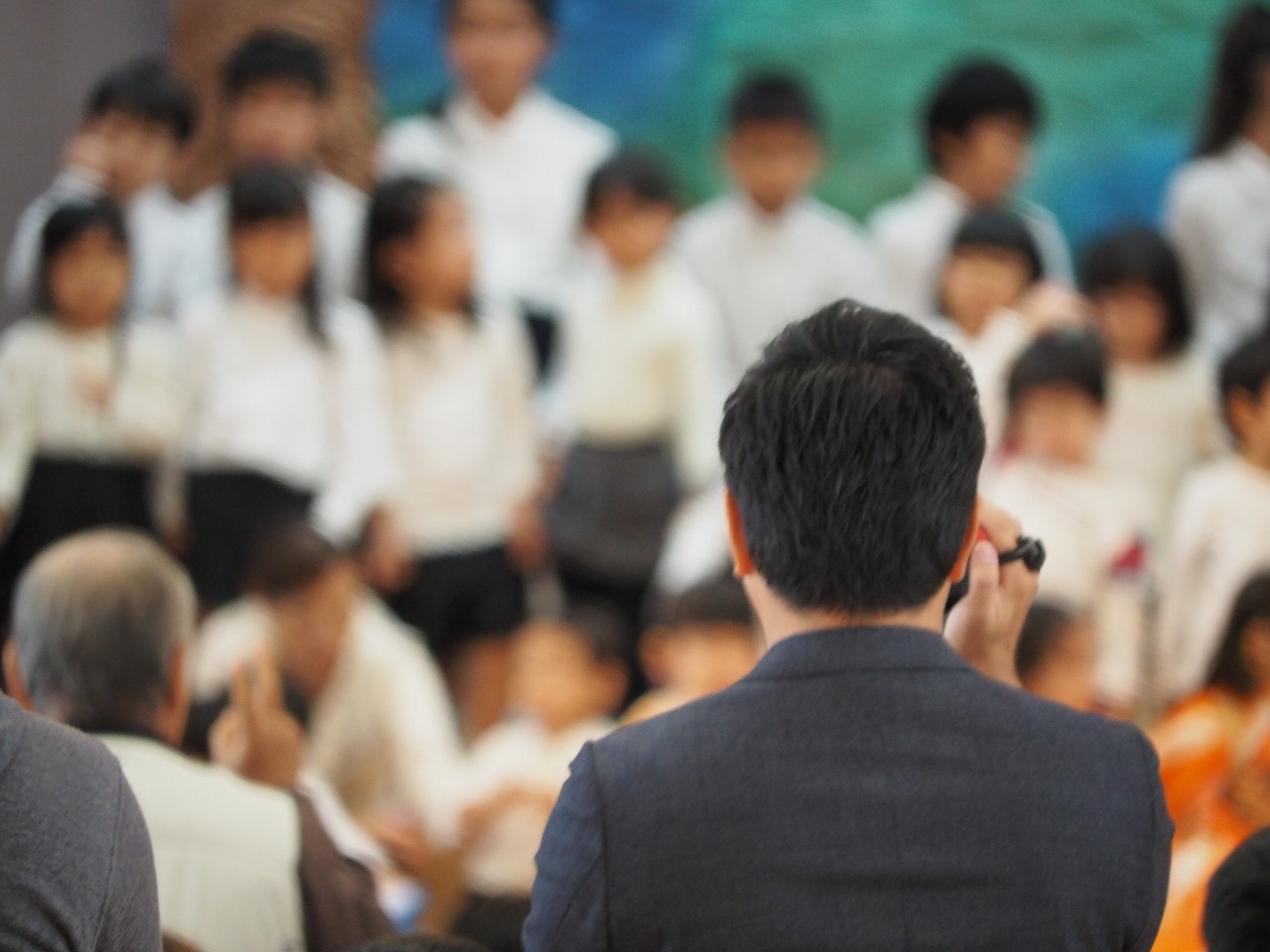 遠方に住んでいて出席したくてもできない...